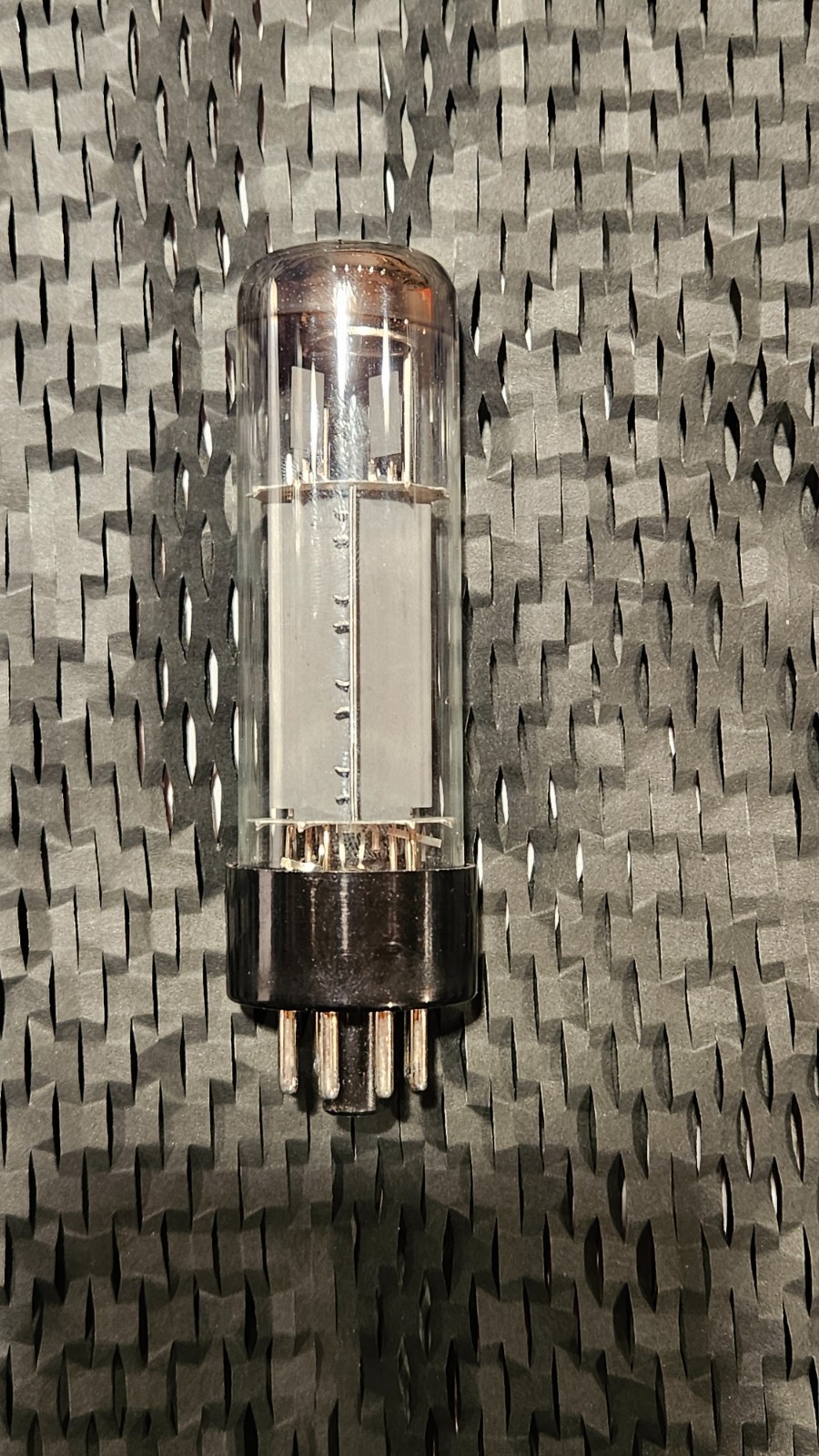 TESTS STRONG Single Philips EL34 Vacuum Tube Tested on Amplitrex AT1000