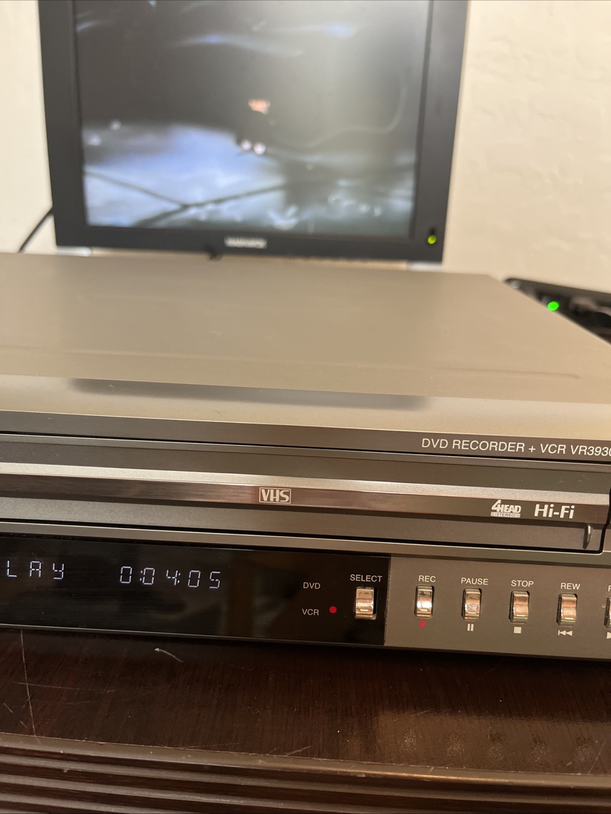 Go Video VR3930 DVD VCR Combo Player Transfer VHS Tape Cassette recorder
