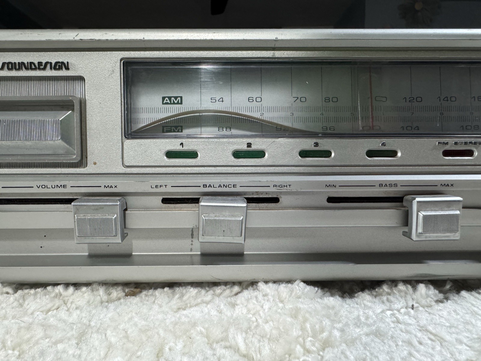 Vintage Soundesign 4411 AMFM Radio Stereo 8 Track Cassette Player Tested Working