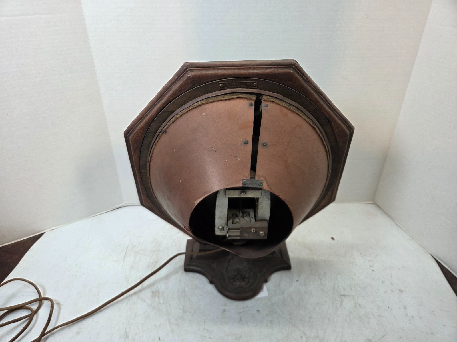 RCA 103 Speaker good shape tapestry floral face