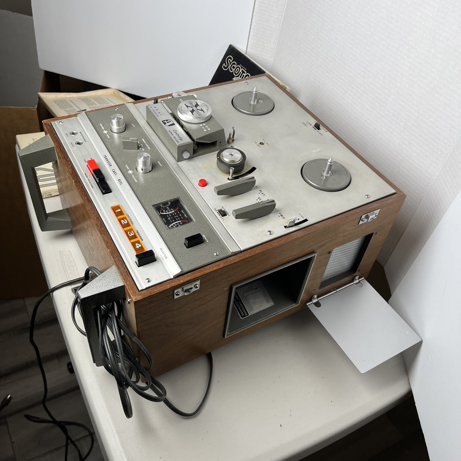 Akai X-1800SD Reel to Reel 8 Track Recorder Super Deluxe + 4 Reels TESTED READ