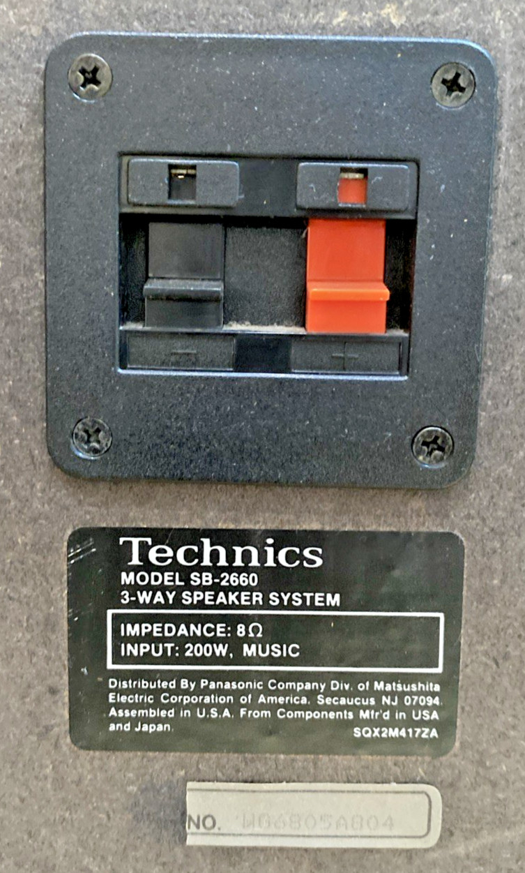 Set of Technics SB-2660 Stereo 3-way Speaker Systems 200 Watts with 12″ Woofers
