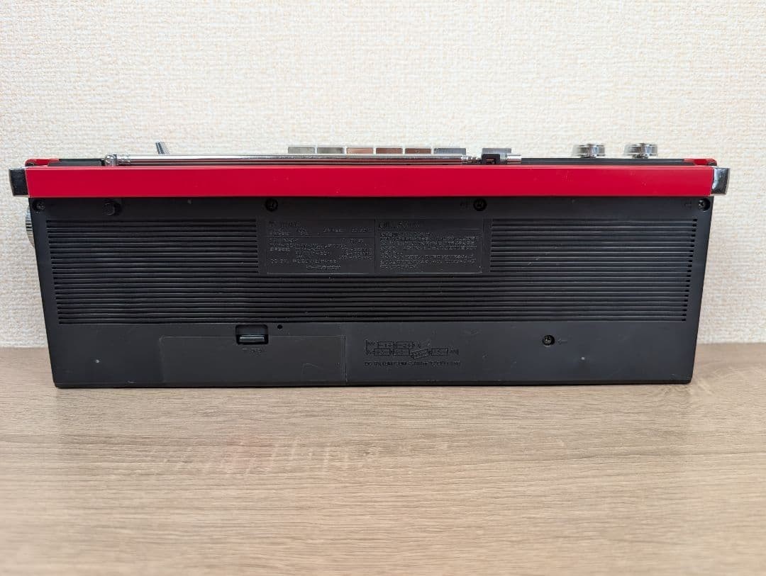 SHARP QT-25 Red Stereo Radio Cassette Recorder Showa Retro FM AM Fully Works
