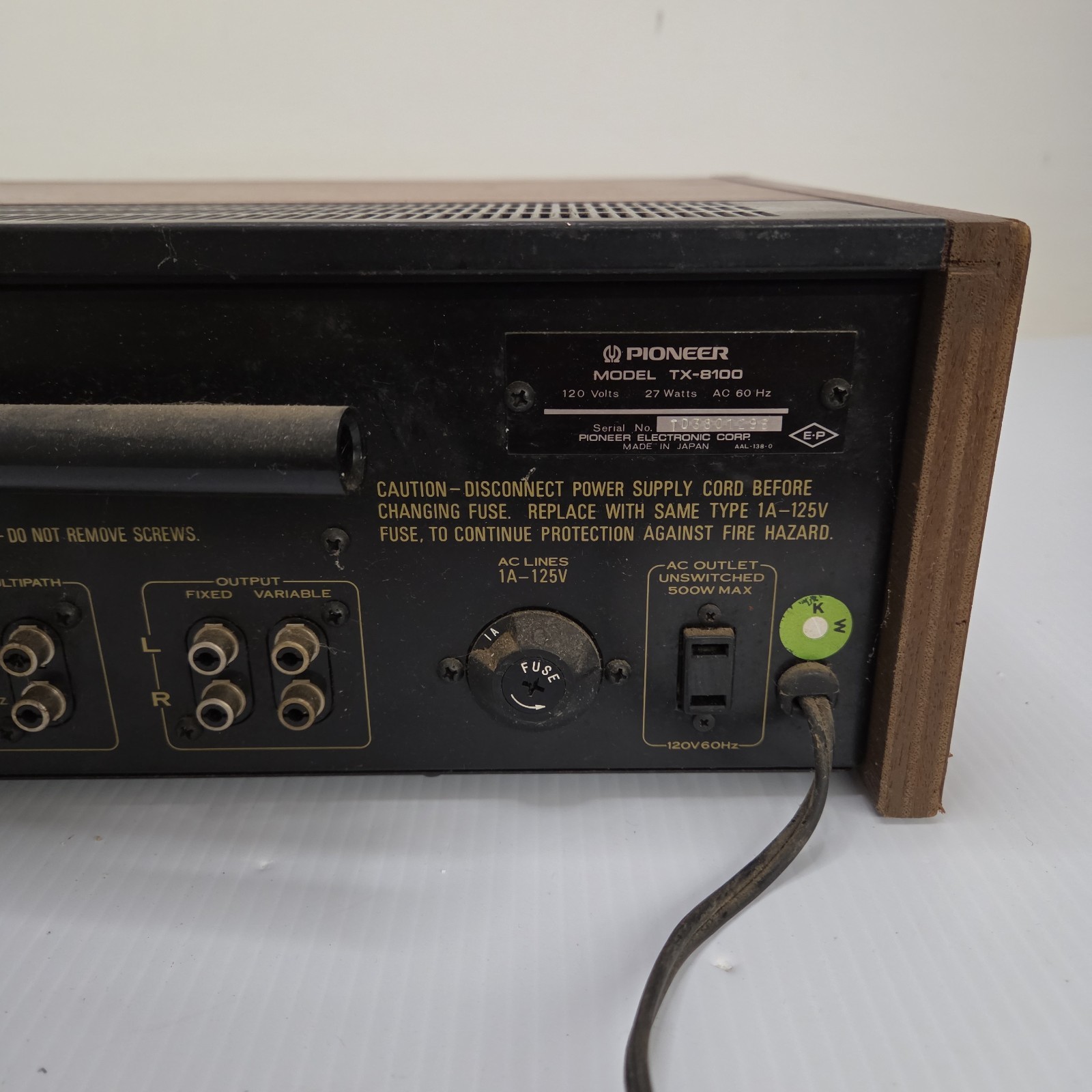 Pioneer TX‑8100– Vintage FM/AM Tuner – Twsted And Working
