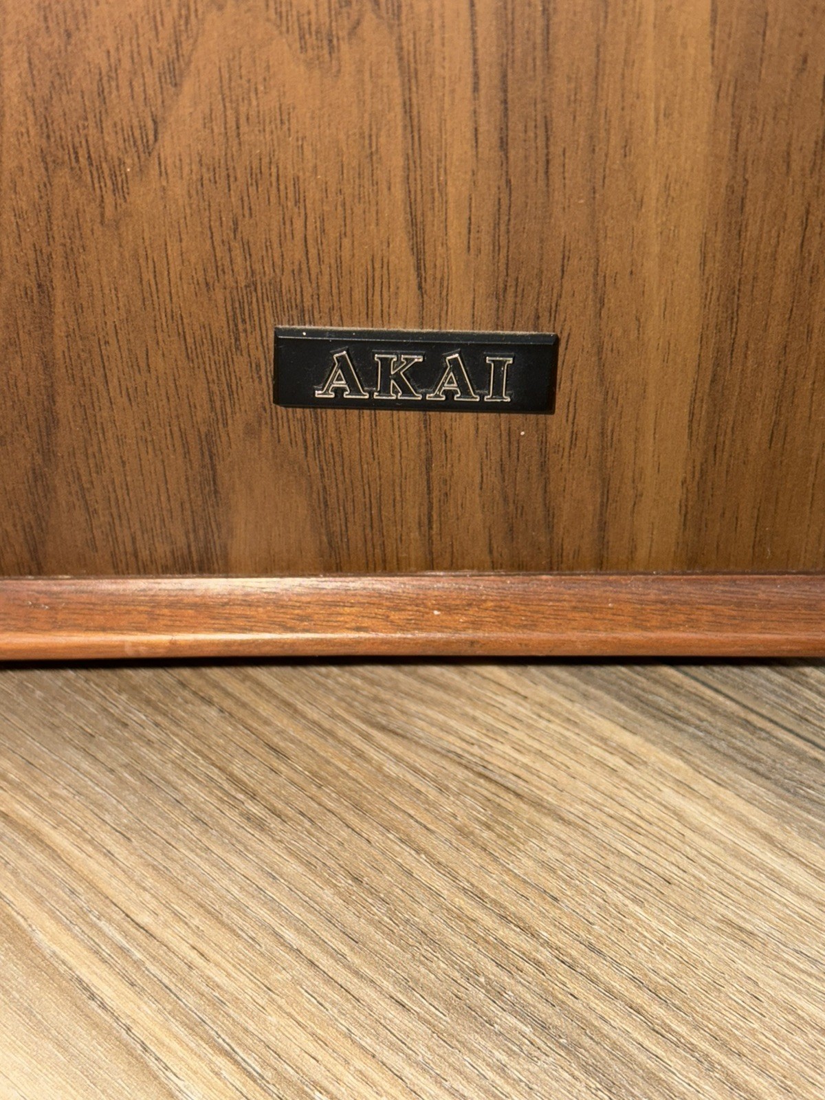 Akai Omnidirectional 6 Speaker System