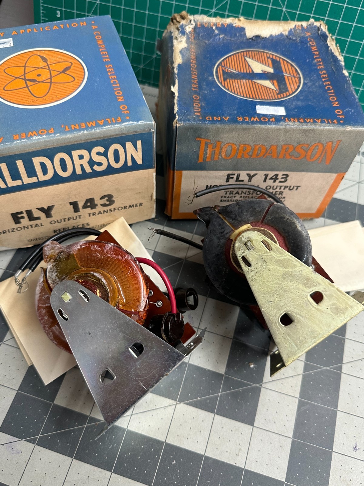 2-pack VINTAGE Halldorson Fly-143 Power Horizontal Output Transformer 90-degree