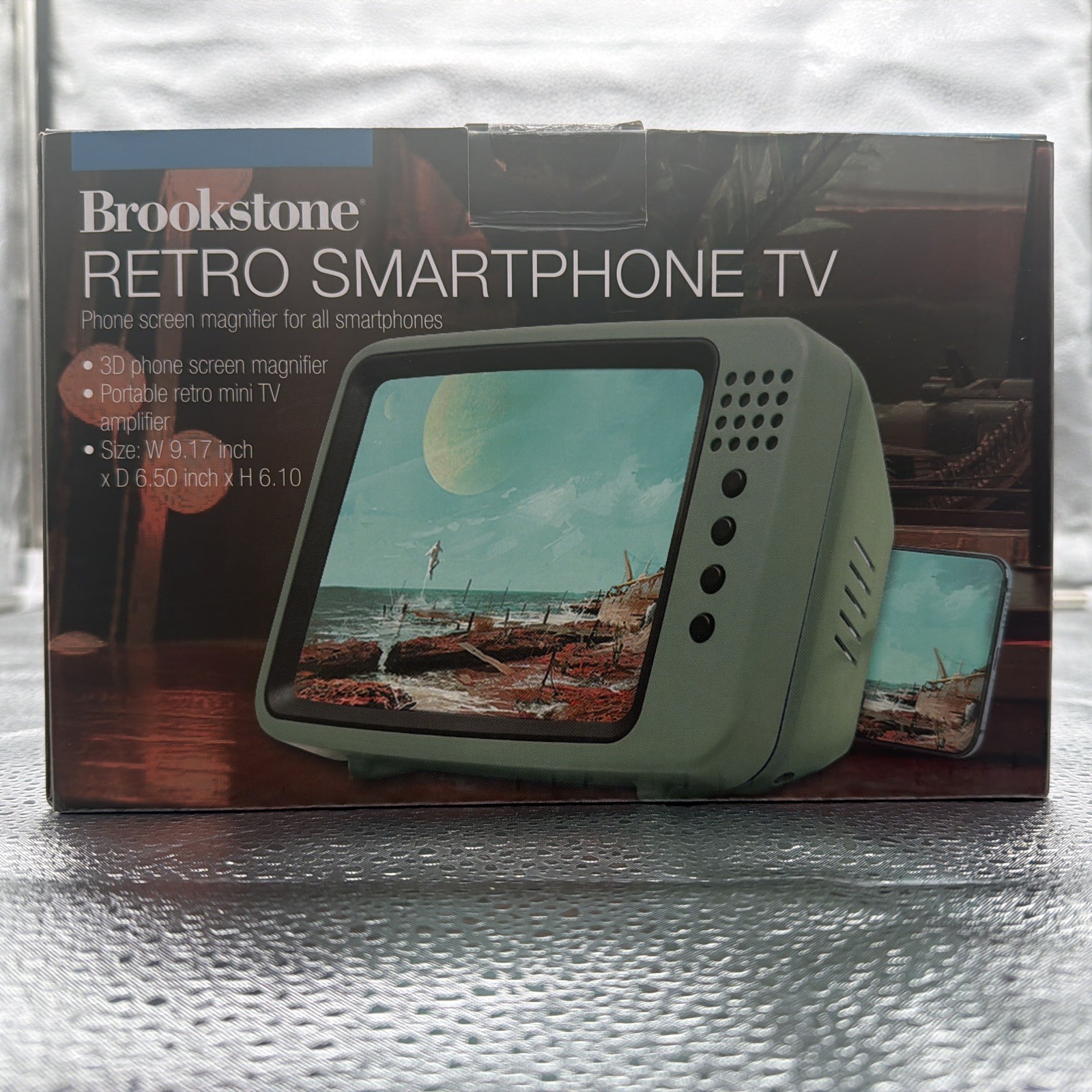 Brookstone Retro Smartphone TV Universal Phone Screen Magnifier NOB 9x6x6.5”