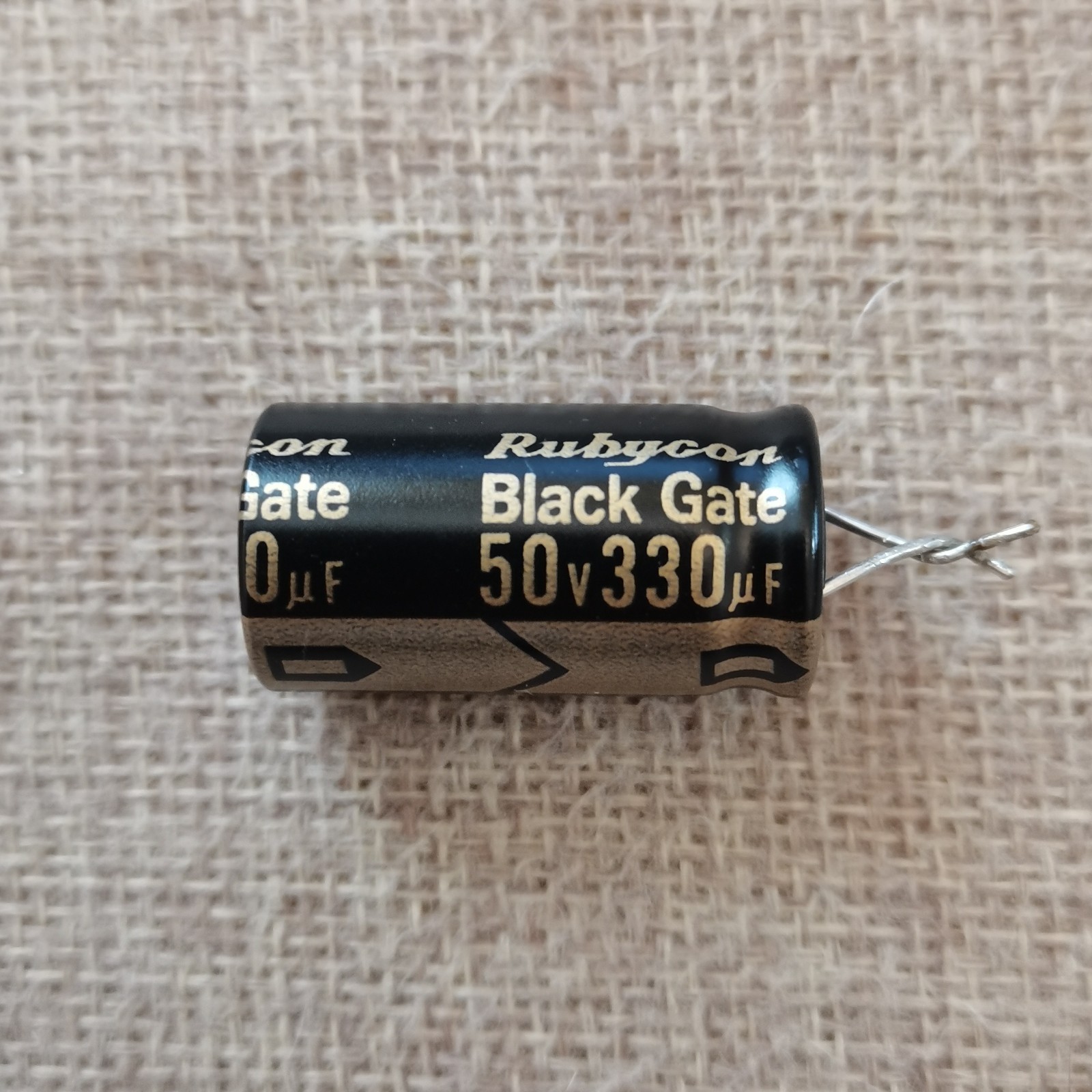Rubycon Black Gate electrolytic capacitor 330uF 50V