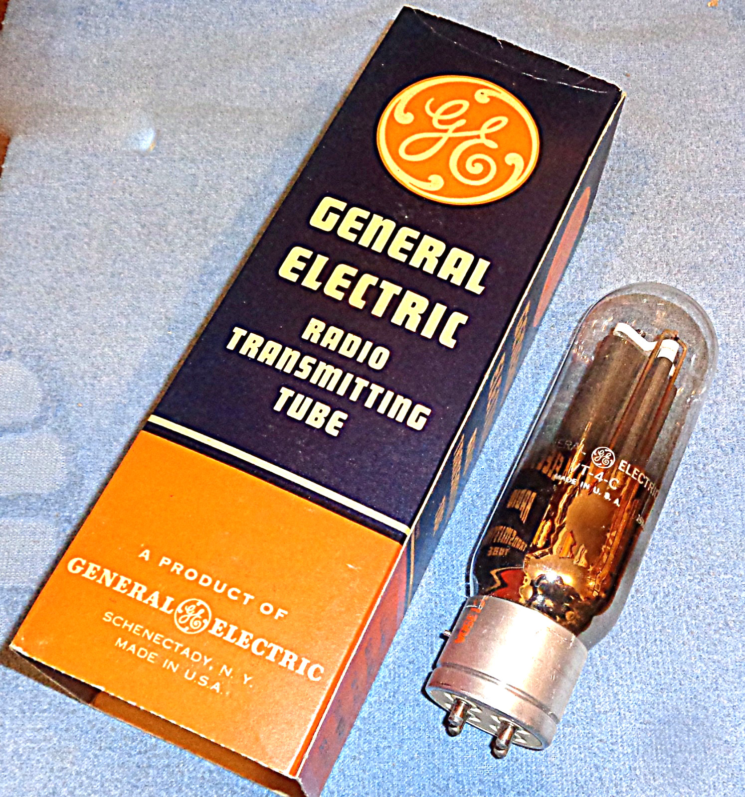 1 NOS GE VT-4-C 211 Vacuum Tube 1942 Vintage 100 Watts for Audio or Transmitting