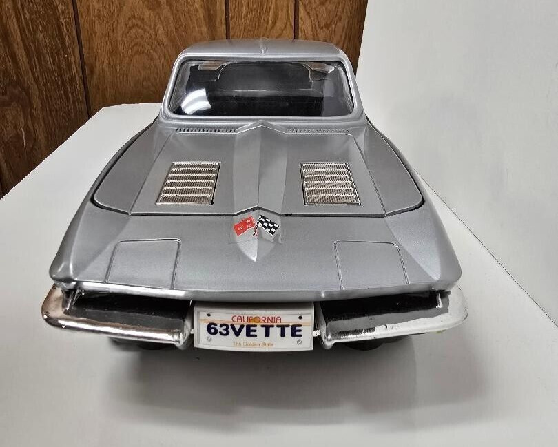 Solidex VHS Cassette Autowinder Silver California 63 Vette In original box.
