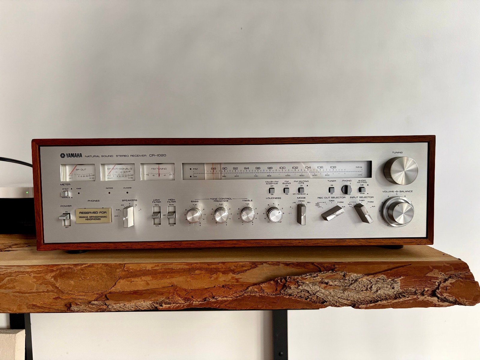 Vintage Yamaha CR-1020 AM/FM Natural Sound Receiver nicknamed (Awesome Sound)