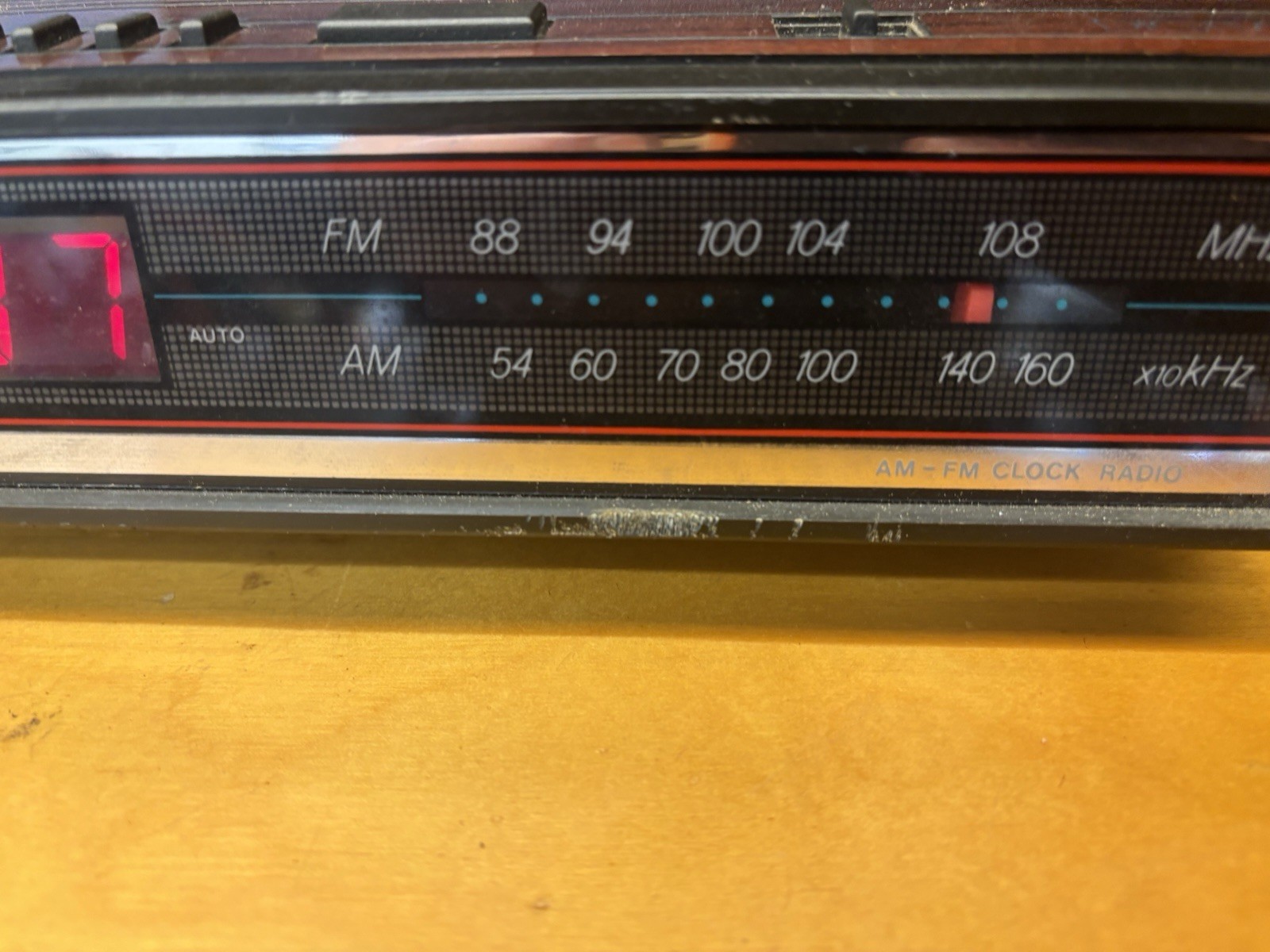 Soundesign 1980’s Vintage Alarm Clock Radio 3620WAL Parts Repair