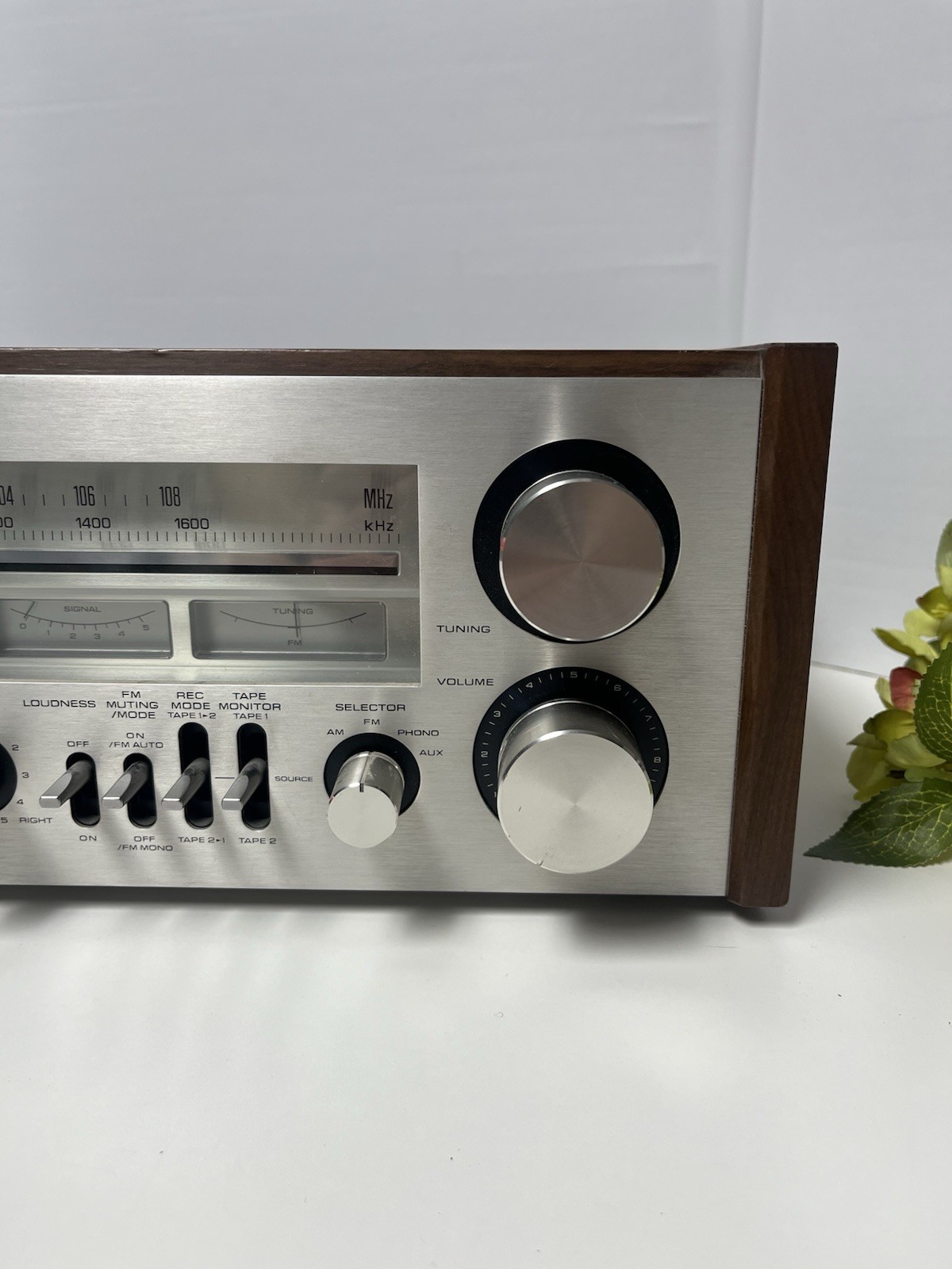 TECHNICS SA-400 STEREO FM-AM STEREO RECEIVER WORKS READ