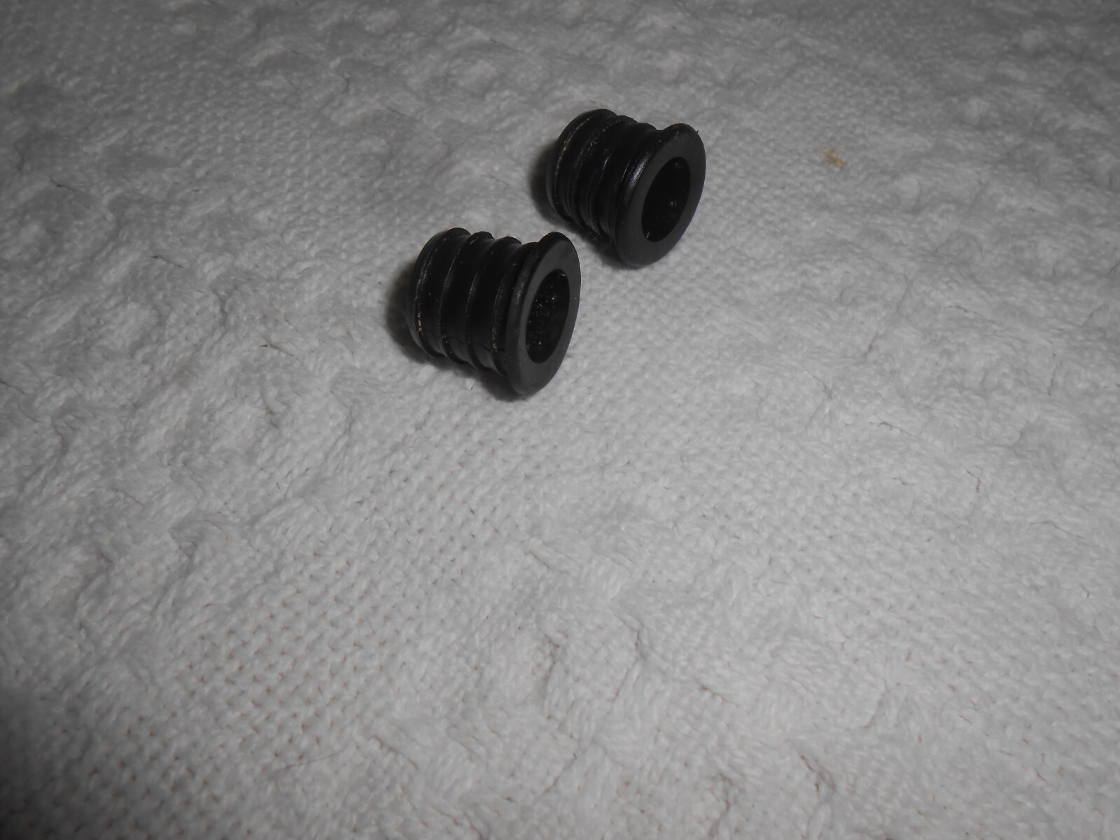 Set of 2 CERWIN VEGA! SERIES Re 30 Speaker GRILL HOLDER