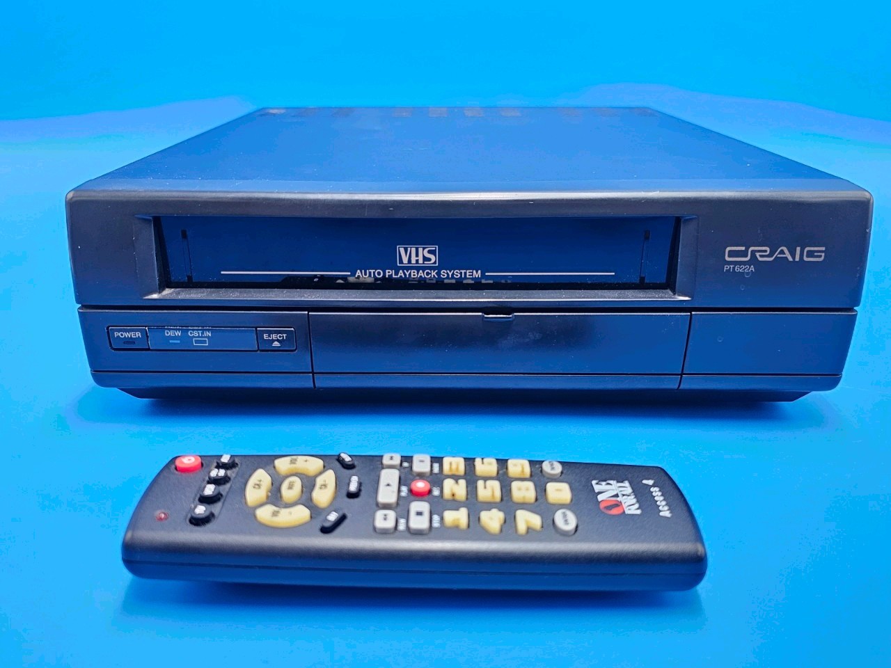 Vintage Craig Video Cassette Recorder VCR Excellent Condition W/Universal remote
