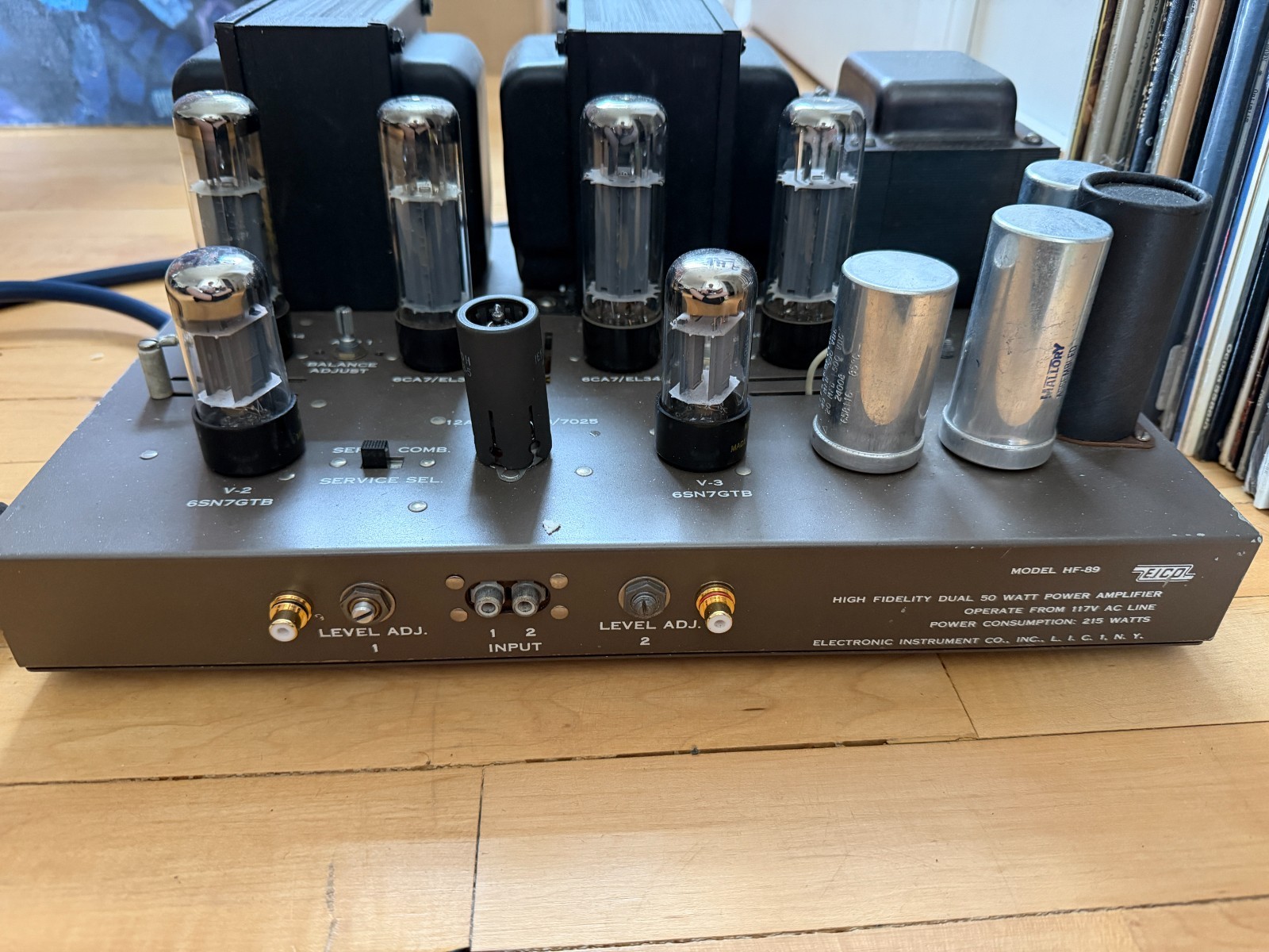 EICO HF-89 stereo tube amplifier – Serviced