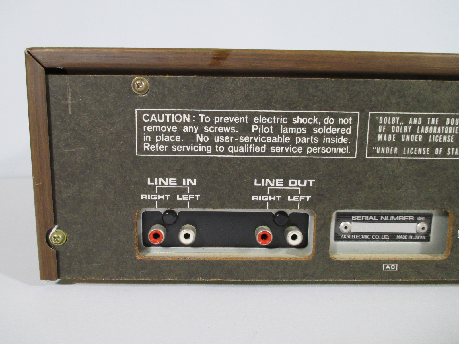 VINTAGE! Akai CS-F33R, Vintage, Stereo Cassette Deck (TURNS ON)