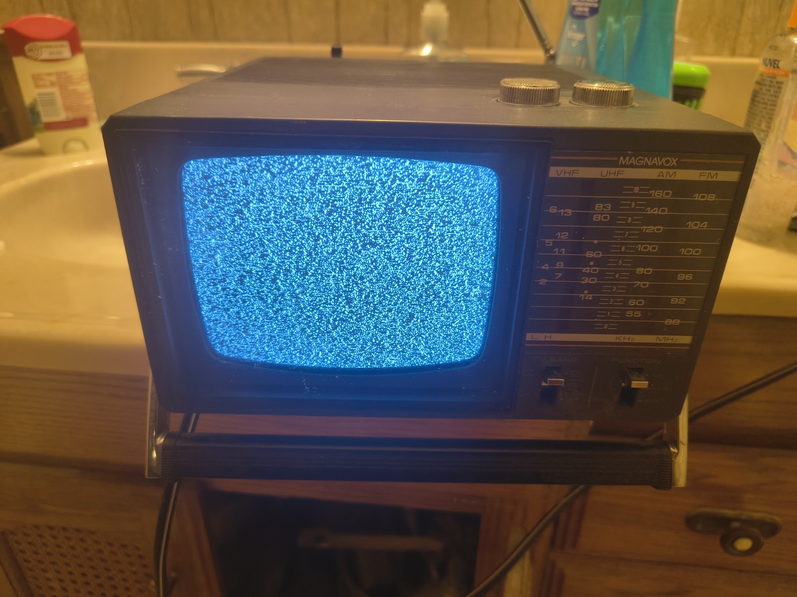 Vintage MAGNAVOX B&W Television TV/FM Antenna 1985 SOLD AS IS