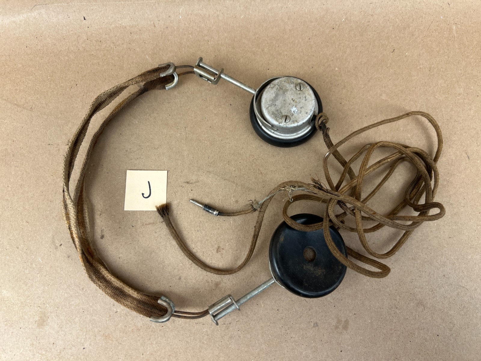 VTG headphones, Unbranded, dual fabric covered band, missing one plug pin