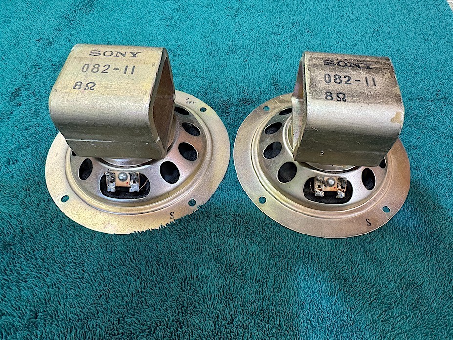 2 Coral Alnico Holey Basket Full Range Speakers 082-11 Made for SONY in 1962