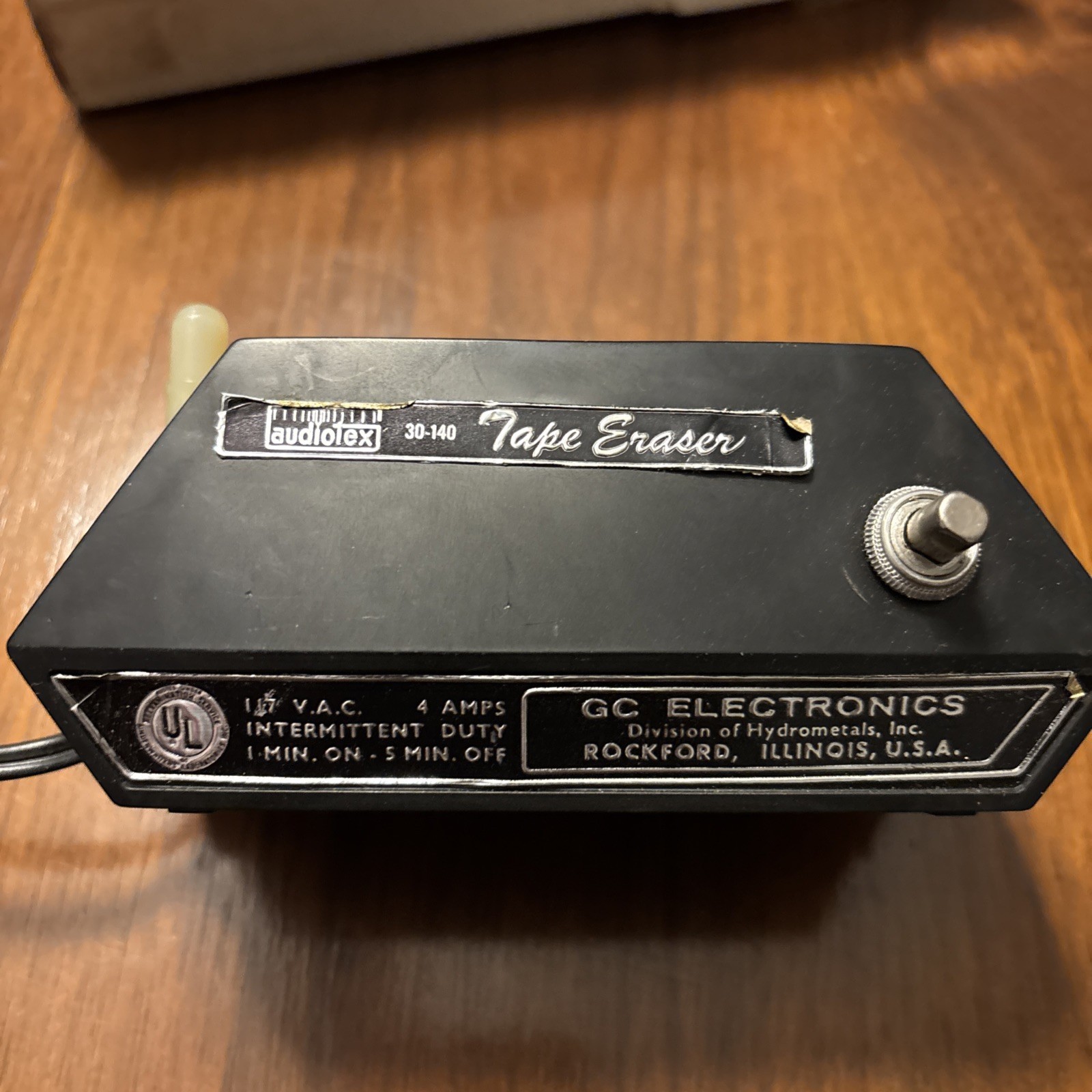 Audiotex Dual Purpose Bulk Tape Eraser.