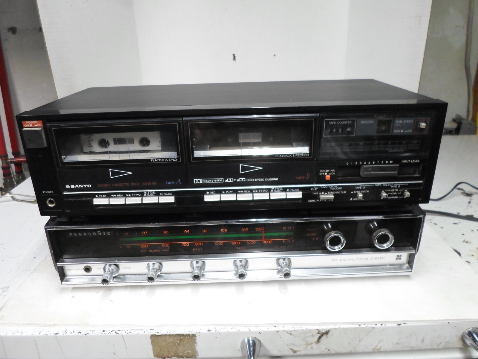 VTG Panasonic RE-7670 FM-AM Stereo Receiver & Sanyo Cassette RD-W49 “SEE VIDEO”