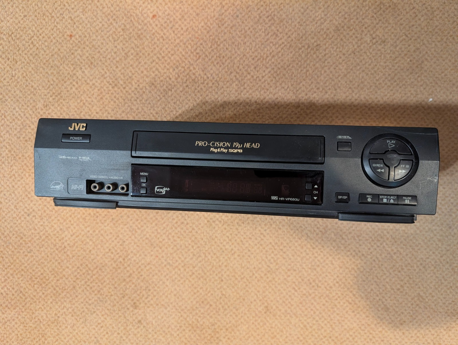 JVC HR-VP680 Hi-fi Stereo VHS S-VHS SQPB VCR