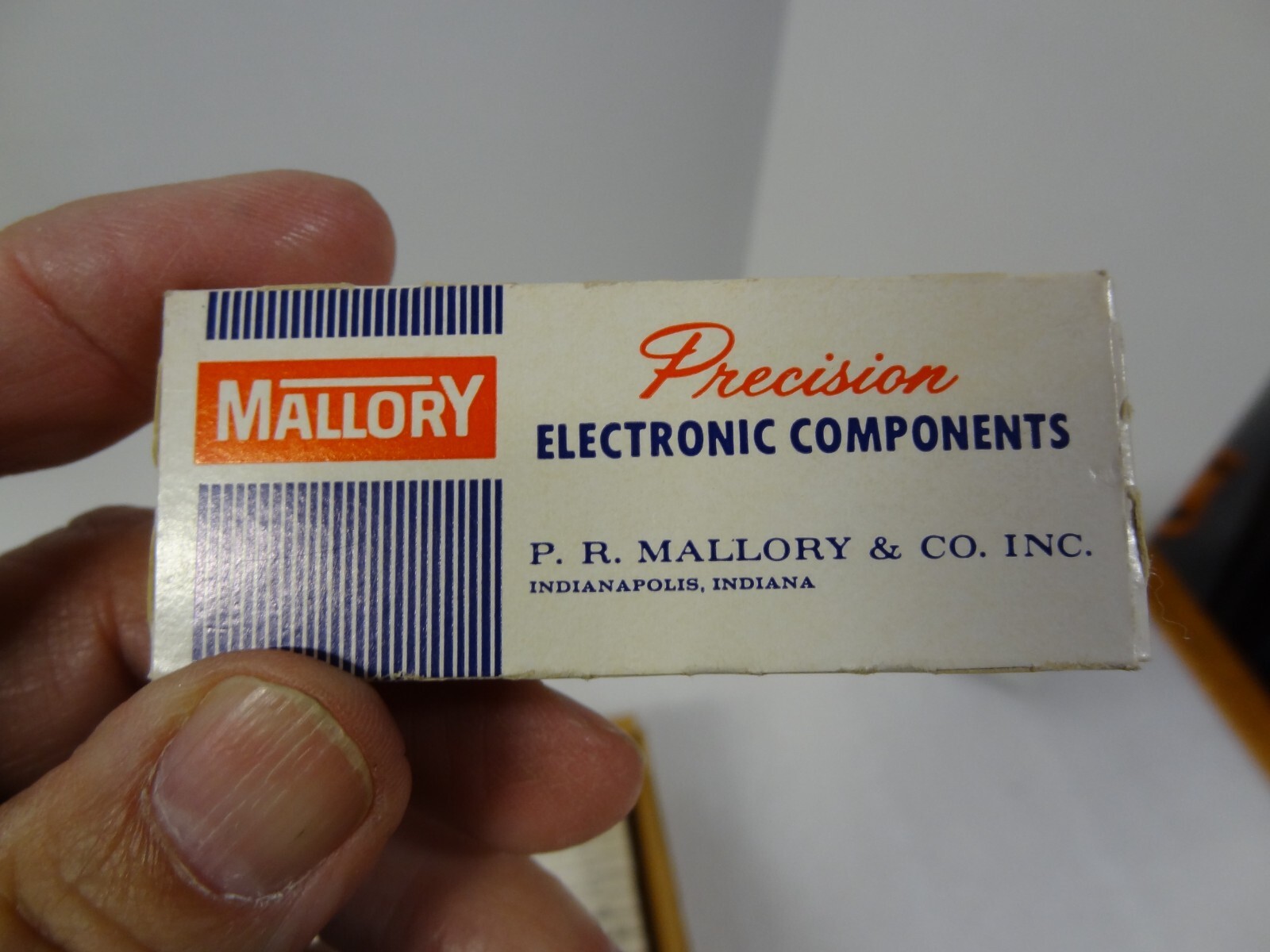 NOS Estate Sale Find Lot of 183 Mallory Disc Ceramic Capacitors MMF / PF 1000v