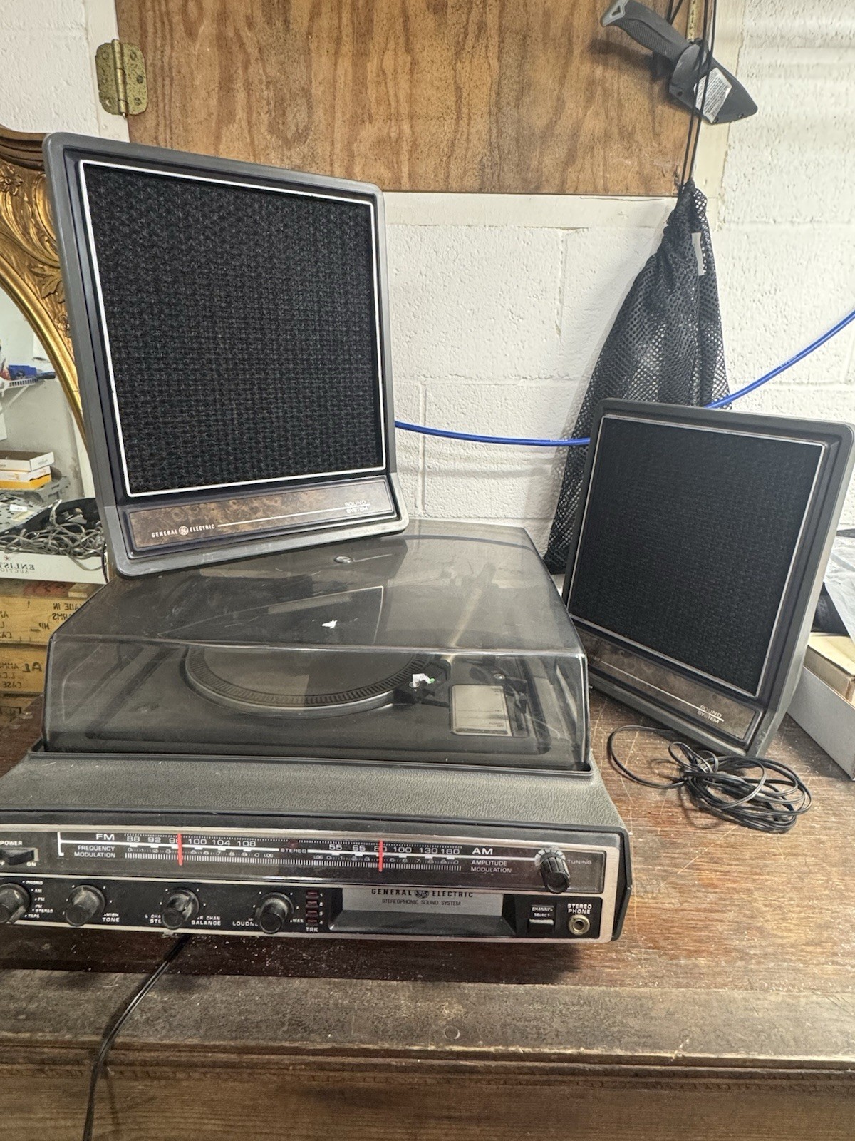Vintage GE General Electric Stereo Phonograph 8-6750 Turntable w/Speakers Manual