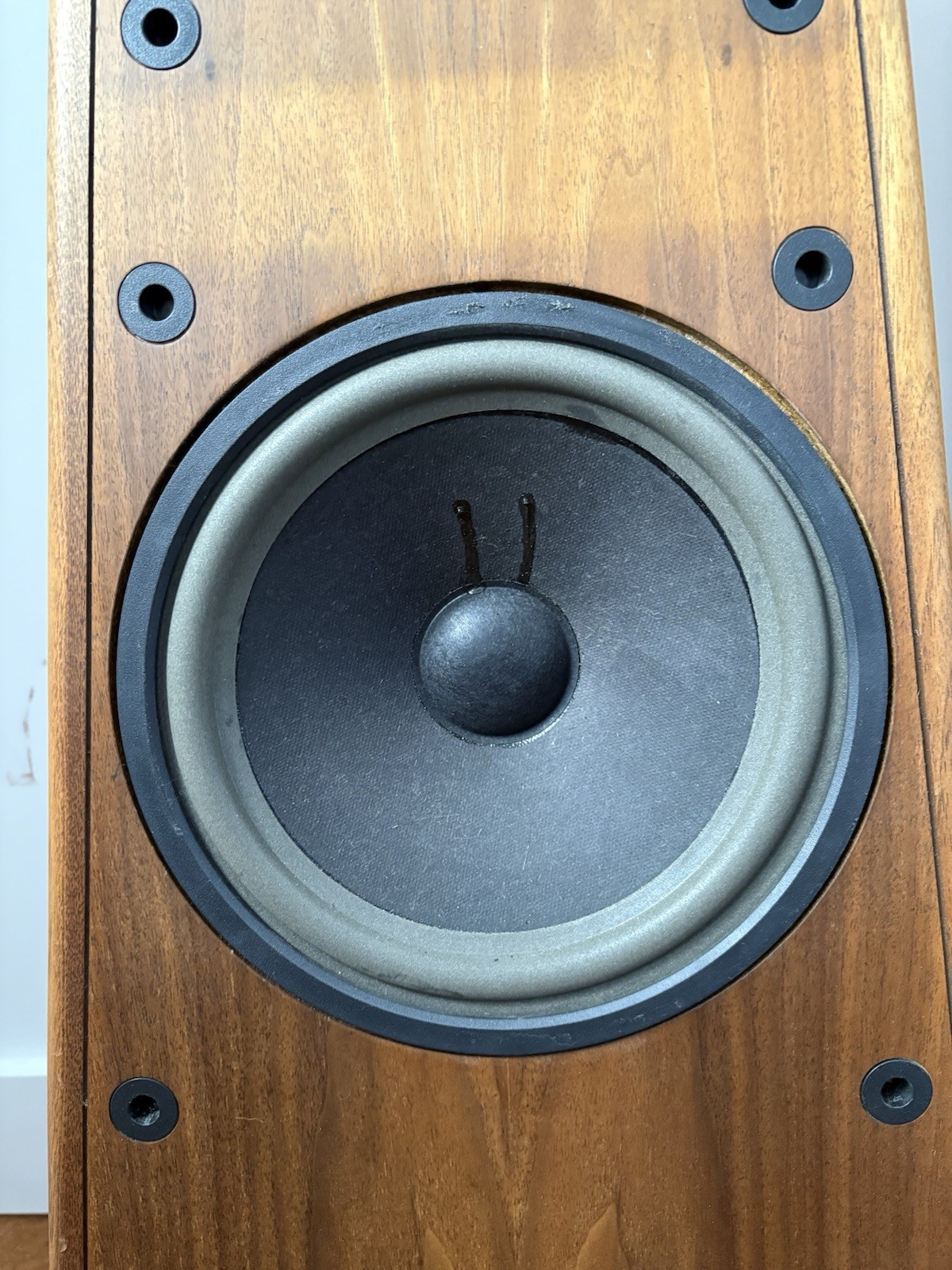 Epicure 3.0 Pyramid Speakers -3 Way – 10″ & 6″ Woofers Mid Century Modern Mcm