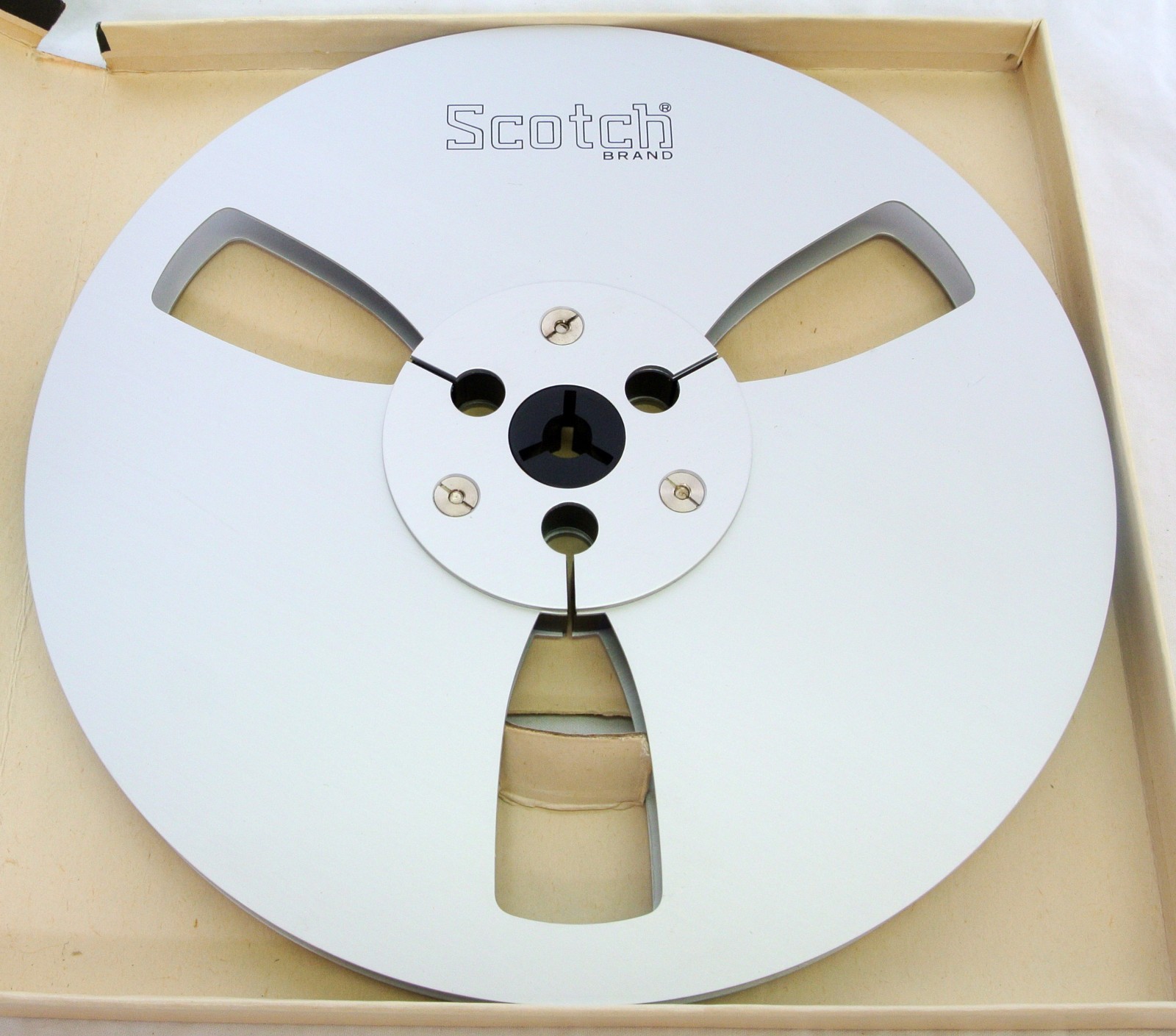 Scotch 3M 1/4″ 7″ Empty Professional Metal Audio Tape Reel Vintage NOS RB-1/4-7M