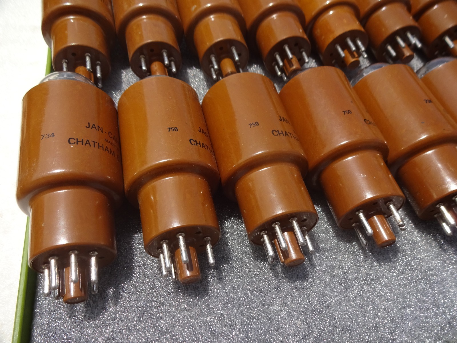 Chatham Electronics JAN CAHG-OD3W Tubes 18pcs