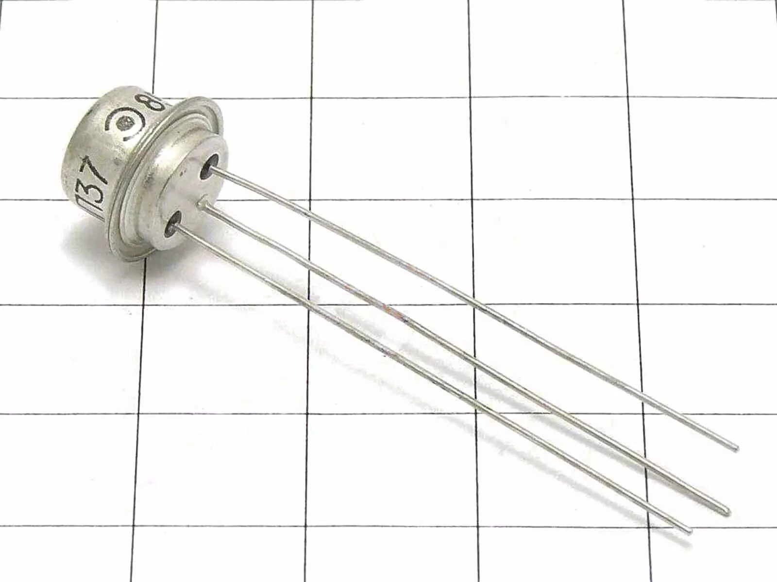 50pcs Germanium Transistor NPN MP37 / A/ B MIX 103NU70 Tone Bender Fuzz USSR
