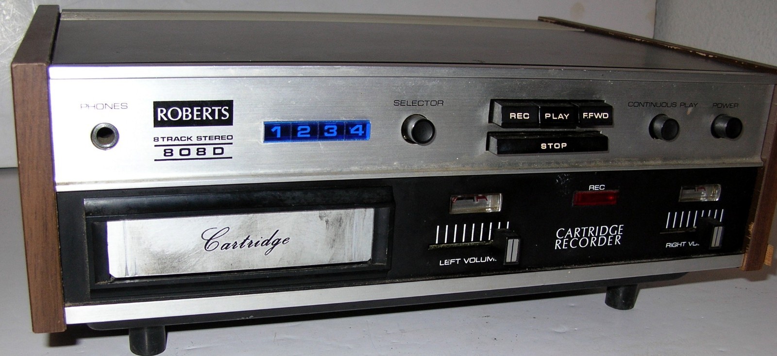 Rheem Roberts 8 Track Player Model 808D AS IS – LIke AKAI CR80d Equivalent