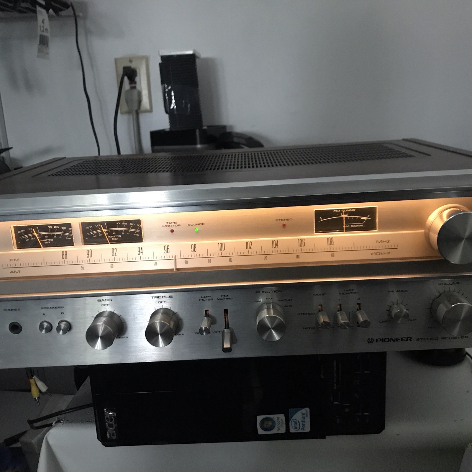 Vintage Pioneer SX-780 AM/FM Hi-Fi Stereo Receiver Vtg Turns On – See Photos