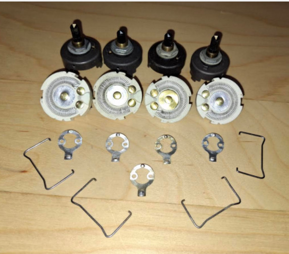 4 Original Acoustic Research potentiometer (AR Speakers)