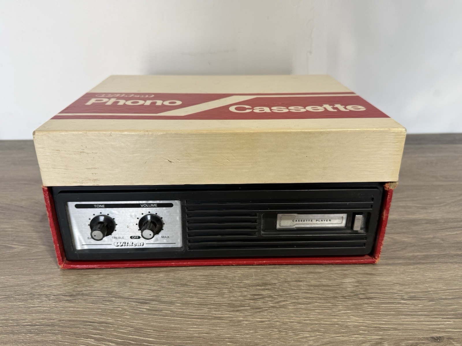 Wildcat Portable Phono Record/Cassette Player WC145: Record Player Please Read
