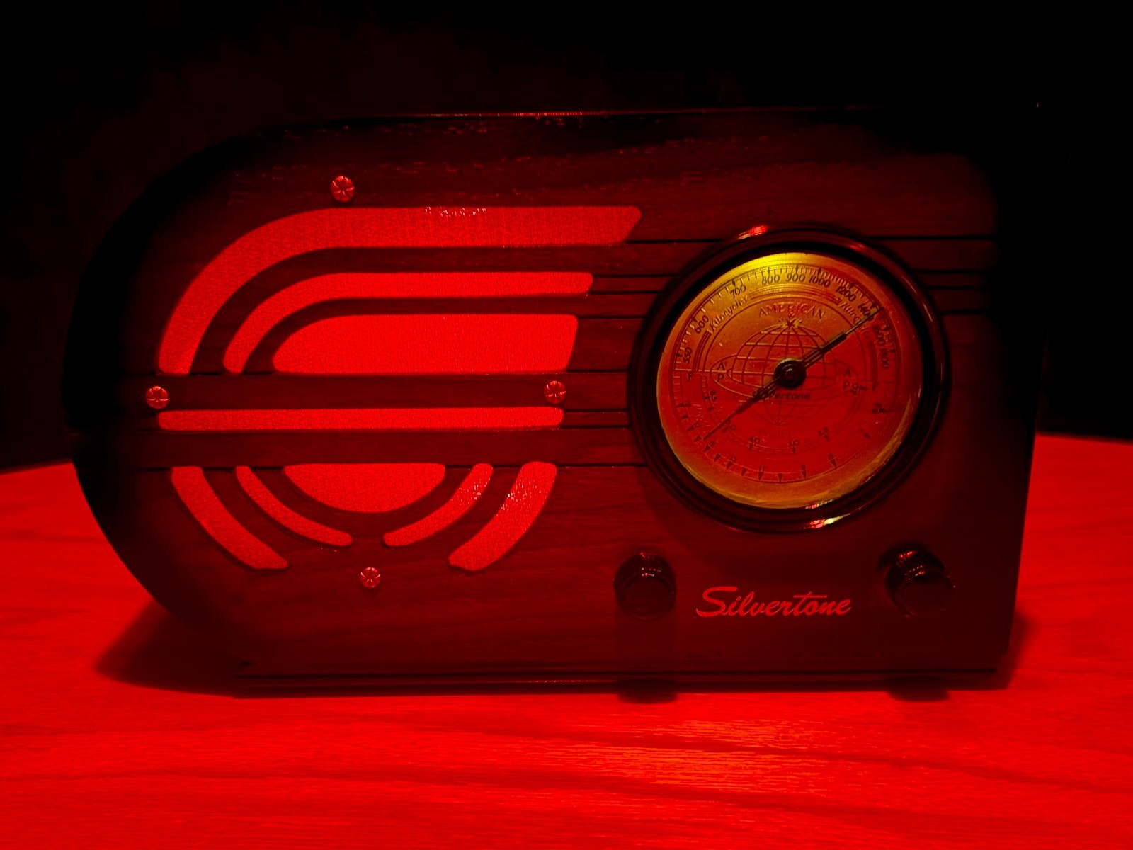 Old Wood Vintage Antique Restored Art Deco Radio Converted to a Bluetooth SPK!