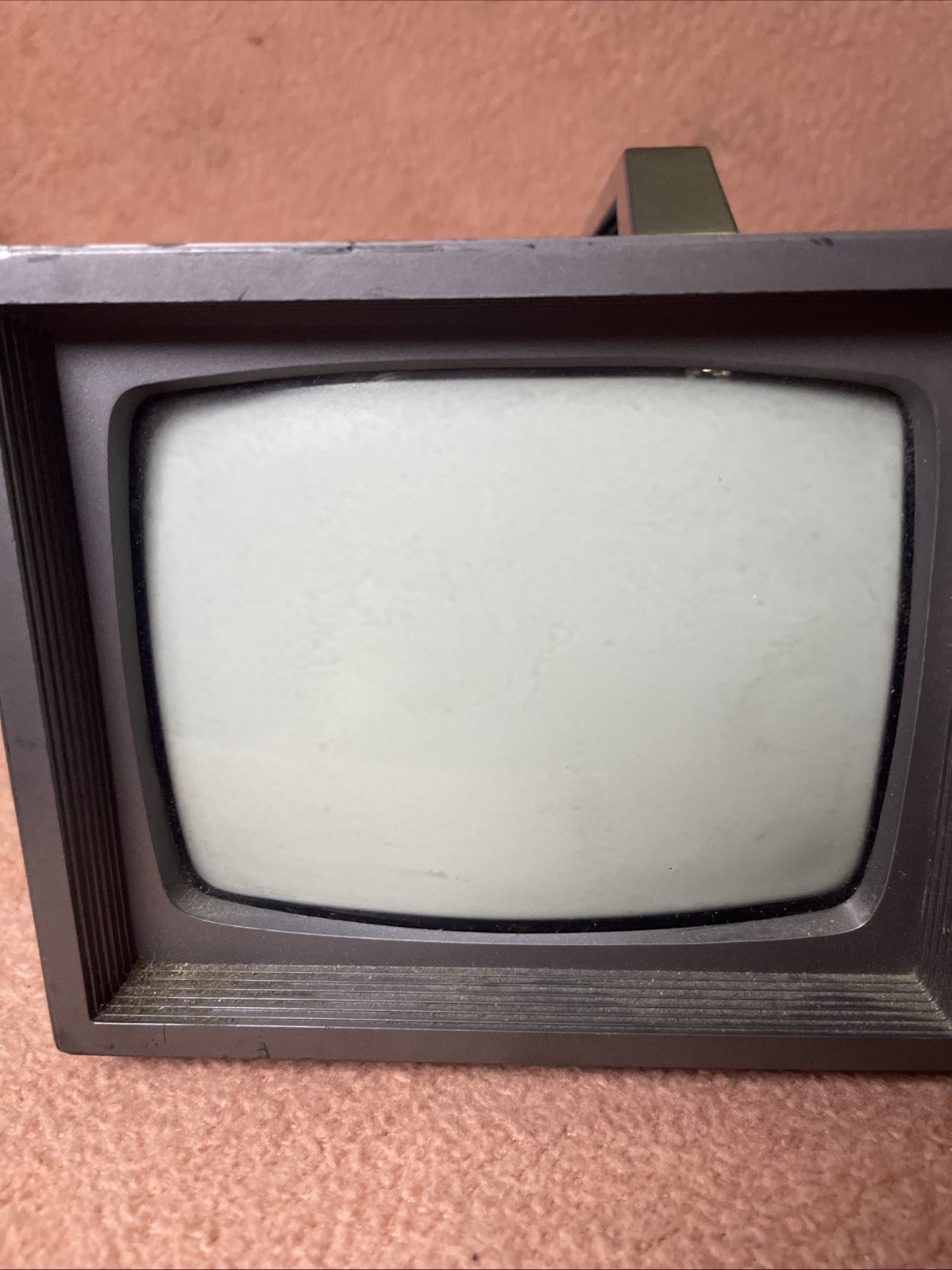 Deluxe MultiTech MB-0500 5″ Portable TV B&W UNTESTED NO CORD Might Work!