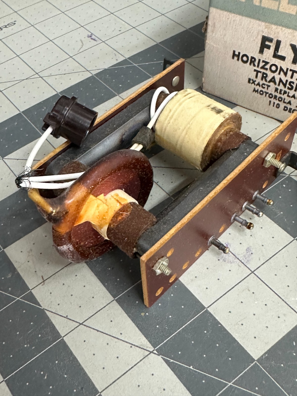 Vintage Halldorson FLY-187 Horizontal Output Transformer Motorola 110-degree