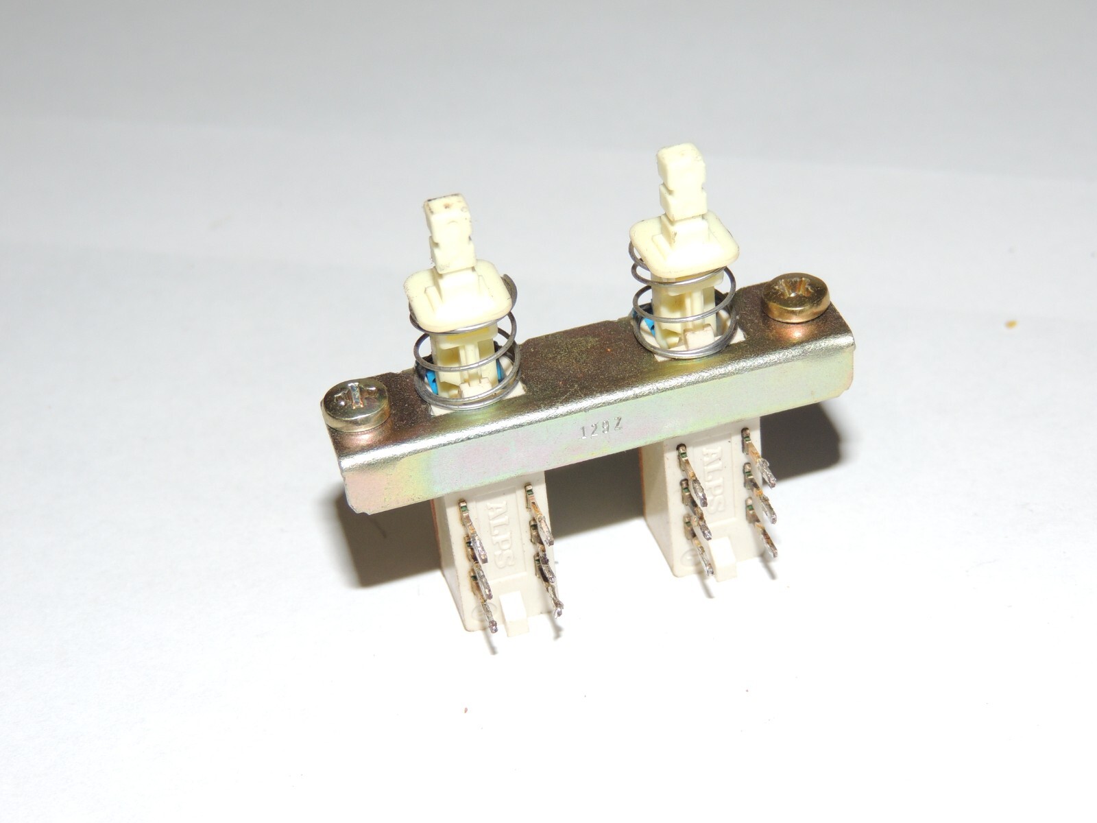Marantz PM 750 DC Speaker Push Switch SPO2020520
