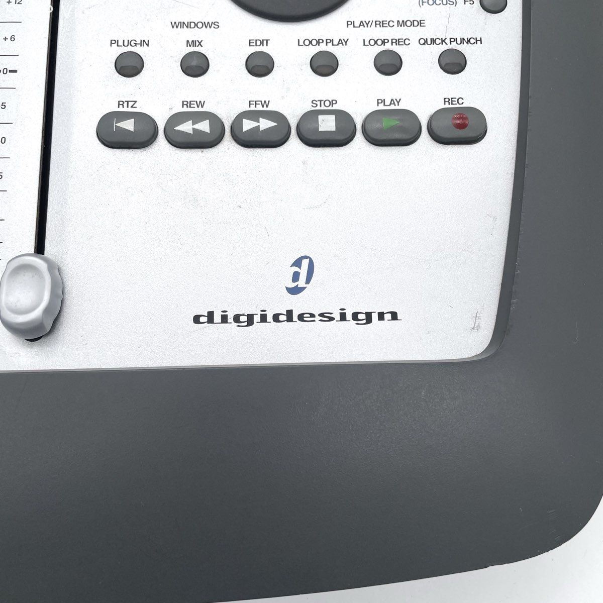 Digidesign Digi 002 FireWire Audio Interface Control Surface Mixer Pro Tools
