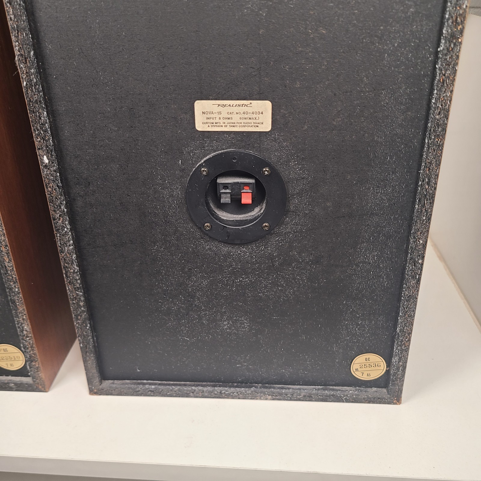 Vintage REALISTIC NOVA-15 SPEAKERS 8 ohms