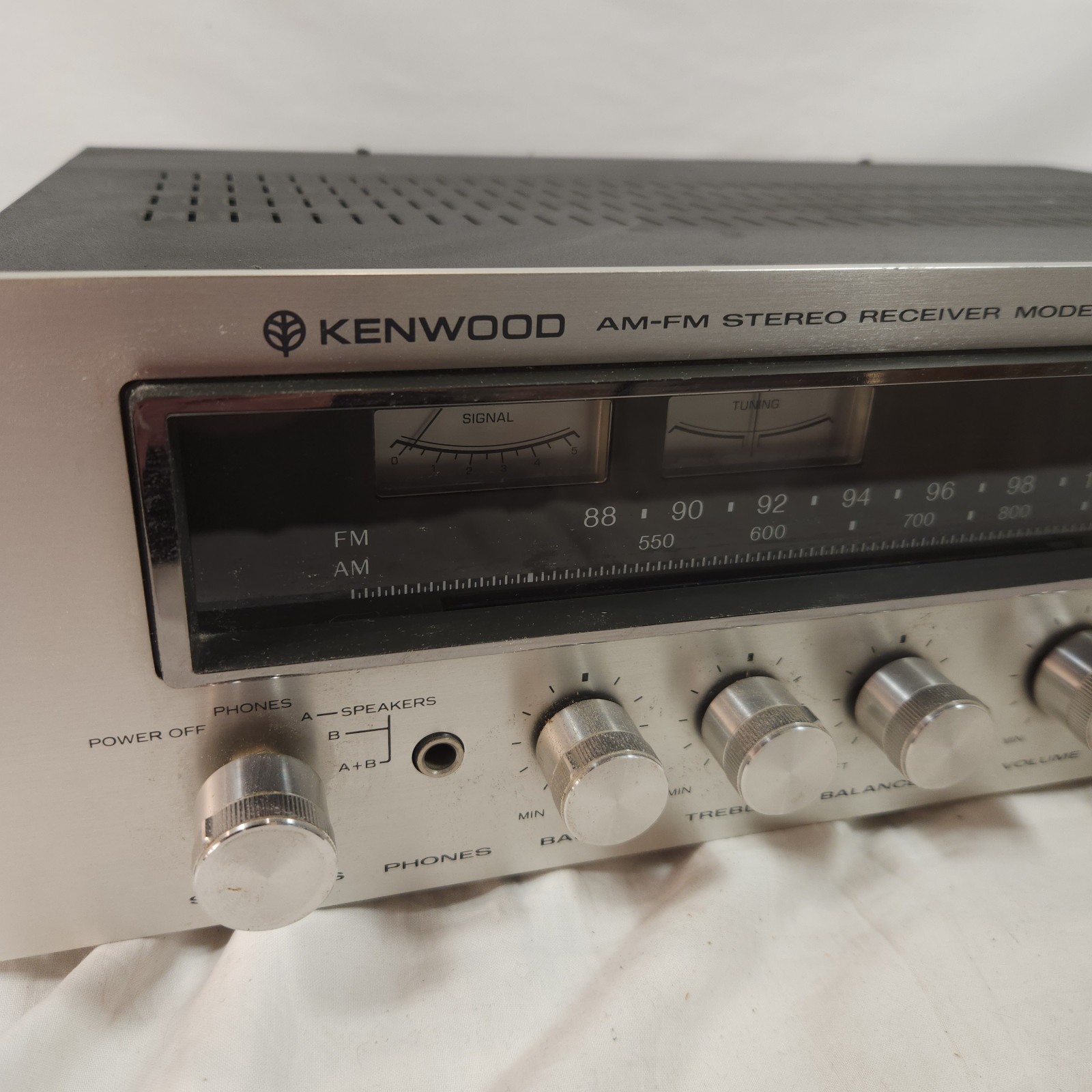 Kenwood KR-3090 AM/FM Stereo Receiver As Is Read