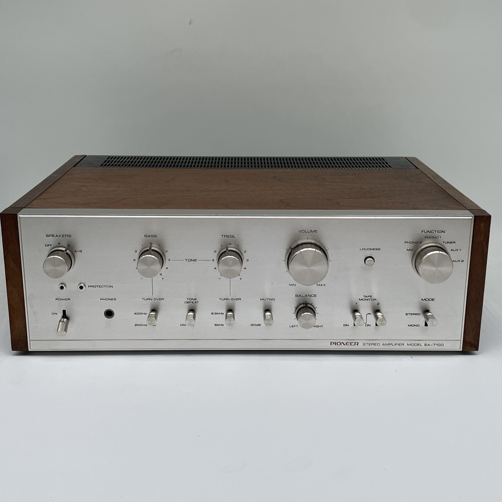 Rare Pioneer SA-7100 Integrated Amplifier Silver Face VTG Japan *TESTED WORKING