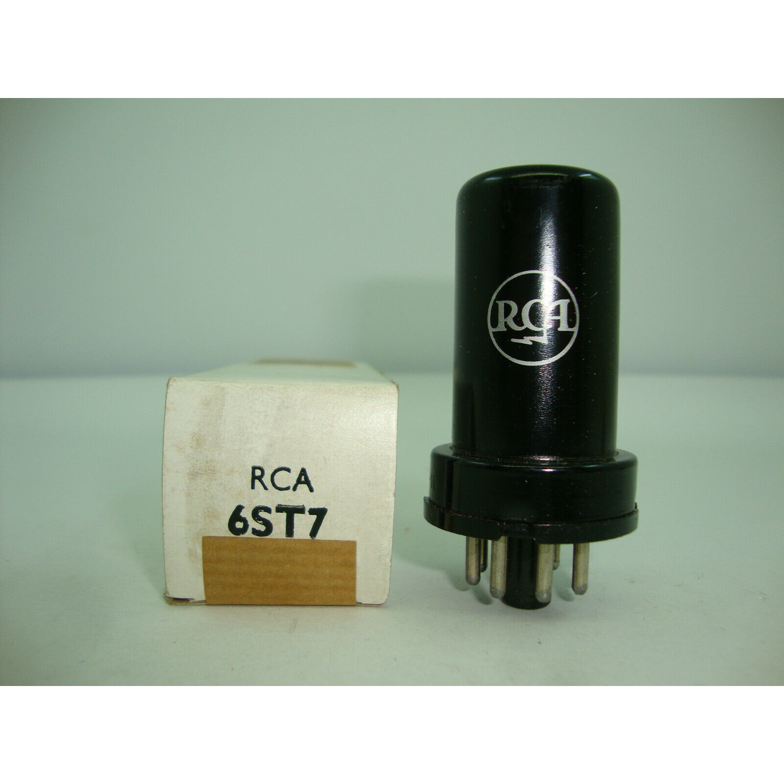 6ST7 TUBE. OUR TUBE. RCA BRAND. RC17.