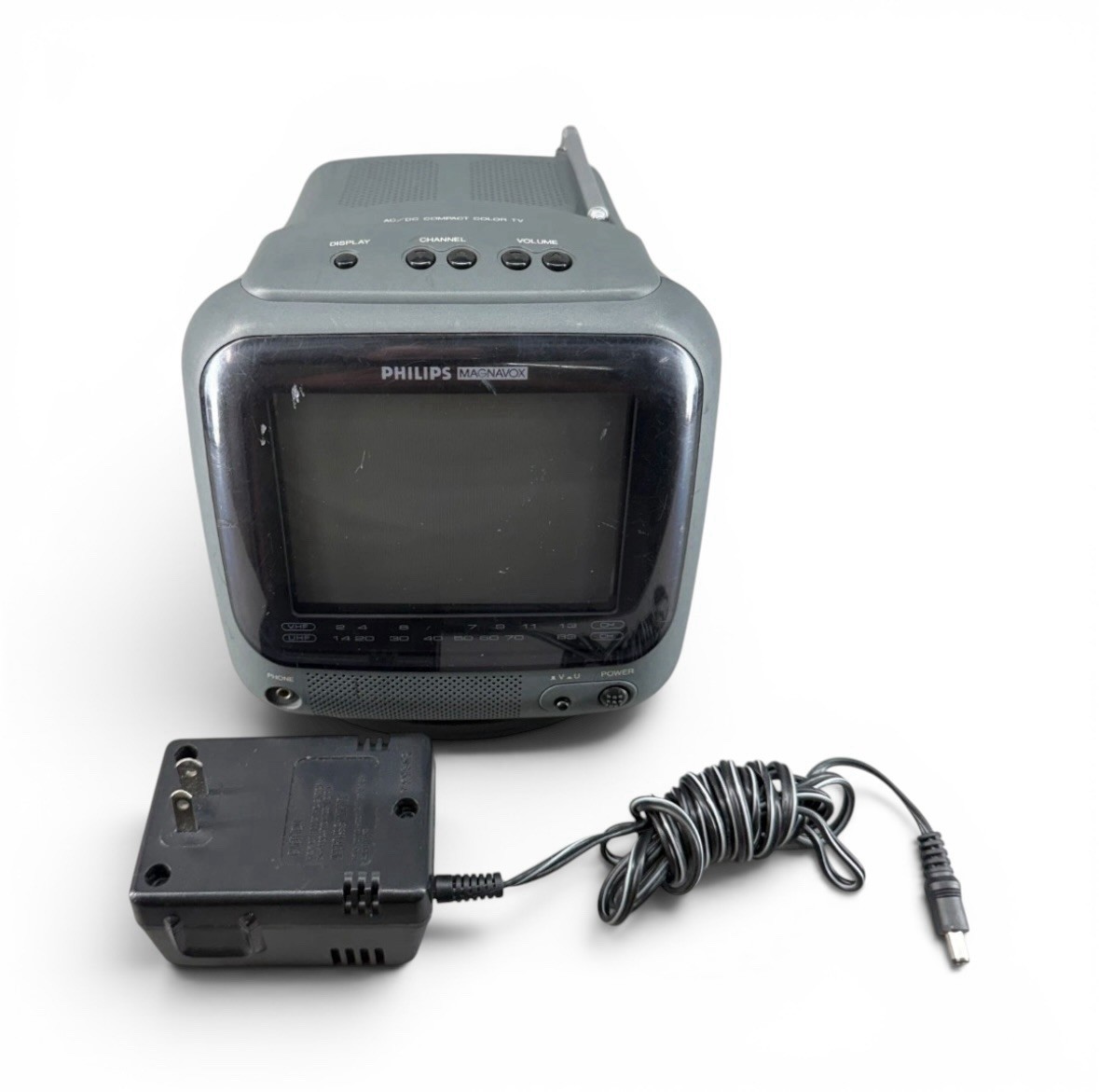 Philips Magnavox RD0525 C102 5″ Compact Color TV with Power Cord – Tested