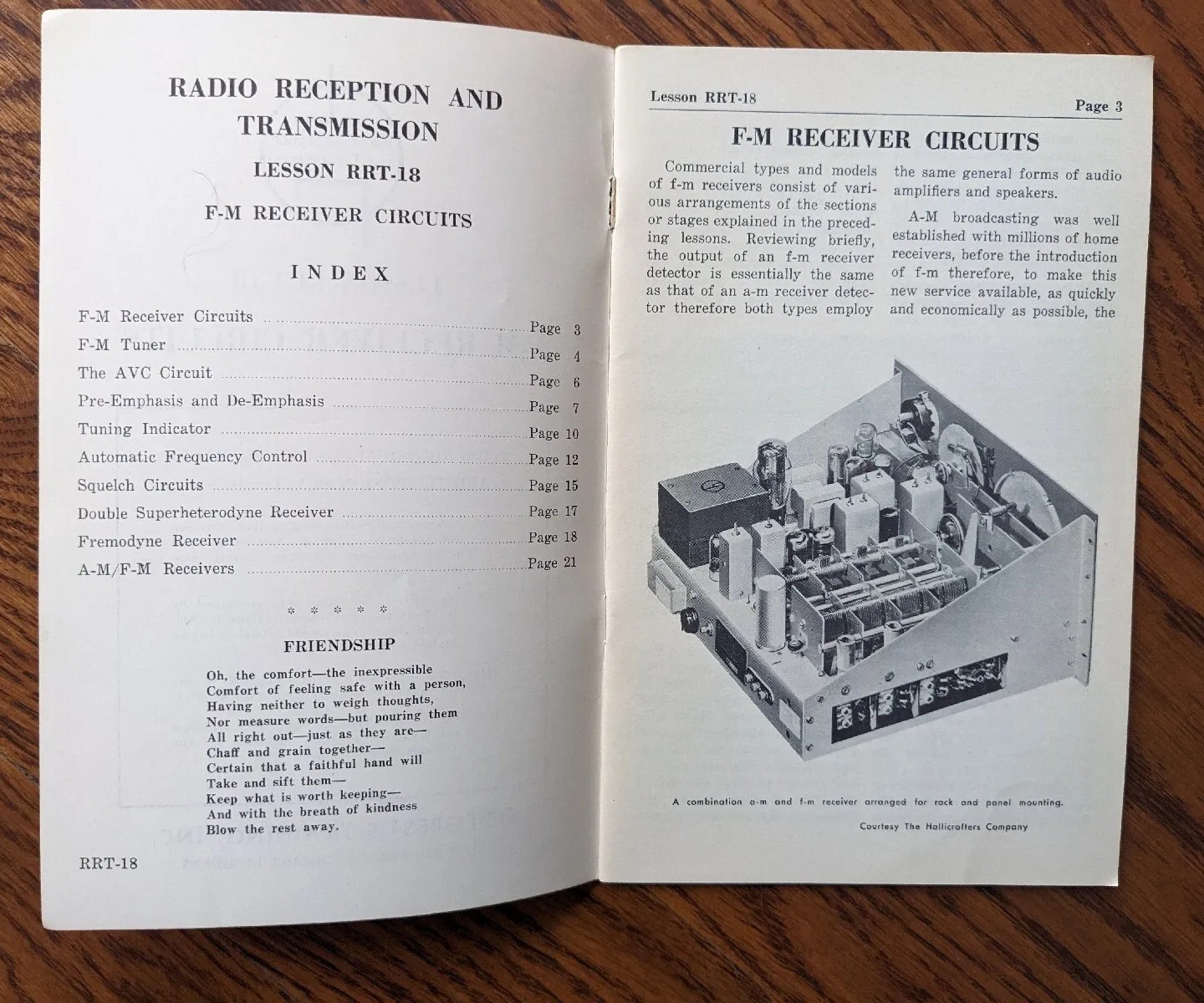 [Set of 15] Vintage De Forest’s Training Guides – Early TV, Radio & Electronics