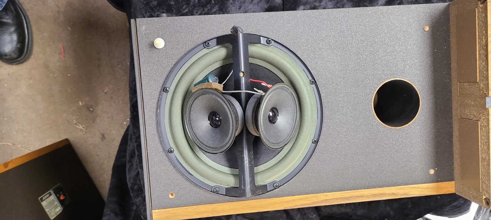 Pair of Vintage Bose 6.2 Stereo Everywhere Speaker System Speakers Wood Grain