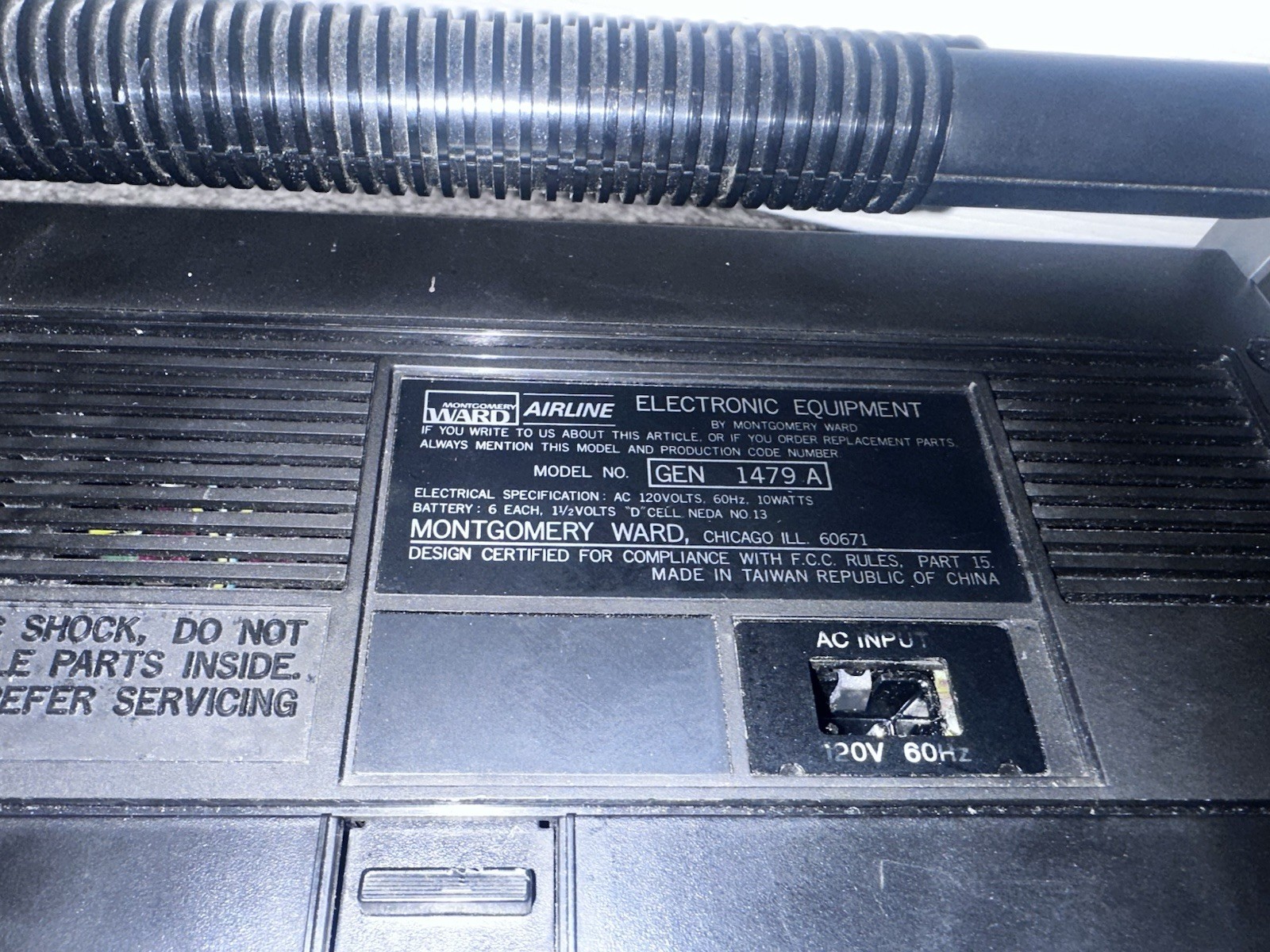 Montgomery Ward Airline Gen 1479A Multi 5 Band Radio TESTED With Power Cable!